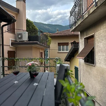 Timco With Big Terrace, Partial View And Air-conditioner Torno